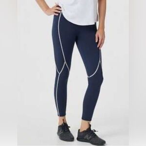 🆕Zuda Leggings with Contrast Stitching